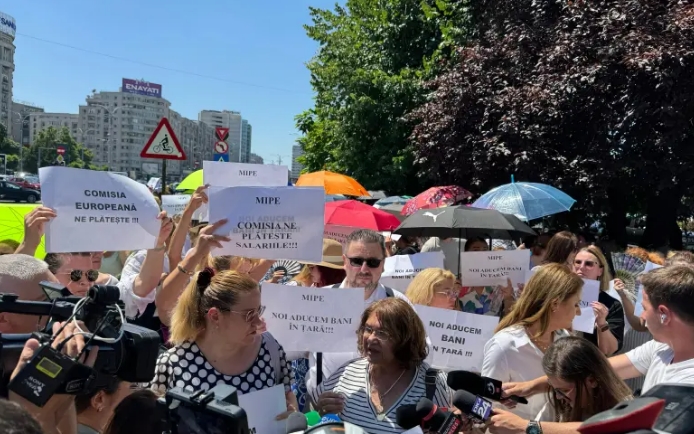 Angajații MIPE protestează împotriva reducerii sporurilor: „Nu acceptăm să fim sacrificați!”